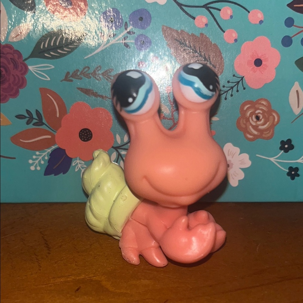 Littlest Pet Shop (LPS) Hermit Crab figure, specifically #1403